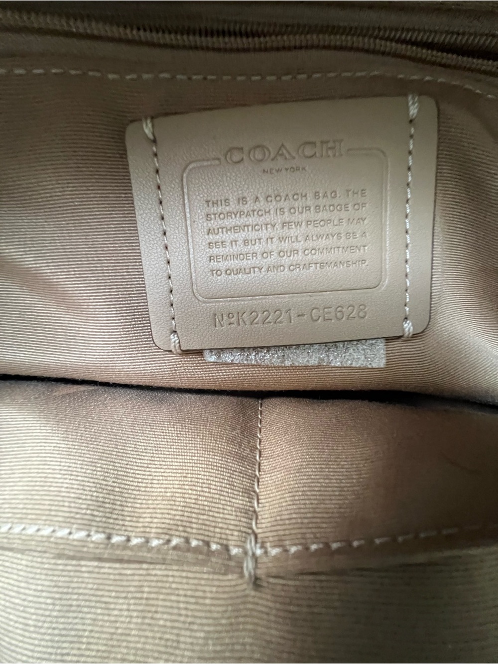 Coach Court Backpack With Heart Cherry Print - Picture 11 of 12